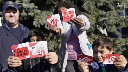 آیا آمریکا واقعاً ثروتمند است وقتی ۴۲ میلیون نفر نان شب ندارند؟