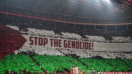 Galatasaray Hayranlarından Filistin ve Gazze’ye Destek: “Soykırımı Durdurun” Mesajı 