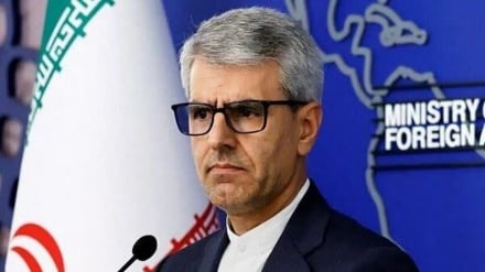 Tehran Qəzzada günahsız mülki əhaliyə qarşı sionist rejimin davam edən hücumlarını sərt şəkildə tənqid edib