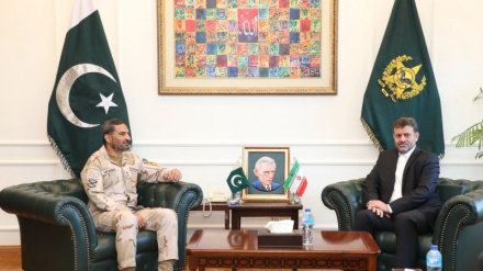İran ve Pakistan, Uyuşturucu Kaçakçılığı Ağlarına Karşı İstihbarat İşbirliğini Güçlendirme Konusunda Anlaştı