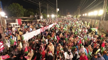 د پاکستان په لاهور ښار کې د غزې په ملاتړ او همبستګۍ لویه راټولېدنه