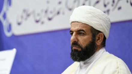 تاکید امام جمعه اهل سنت ارومیه بر تعامل هوشمندانه مسلمان/ عالم هندی: با توهین‌کنندگان به پیامبر اسلام برخورد شود