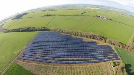 Kapasitas Energi Terbarukan Iran Meningkat 100 Megawatt per Minggu / Ancaman Deforestasi Amazon Meningkat