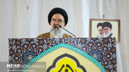 Ayatullah Khatami: Njia ya kukabiliana na uvamizi na jinai ni muqawama na kusimama kidete