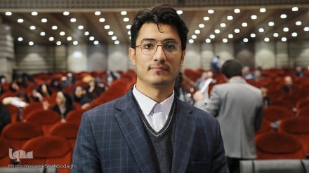 د روسیې په نړیوالو قرآني سیالیو کې د ایران قاري لومړۍ مقام ترلاسه کړ 