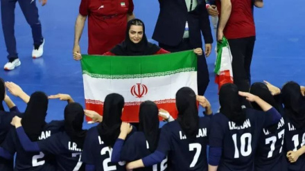 دختران هندبالیست ایران، طلایه‌داران غرور ملی در آسیا