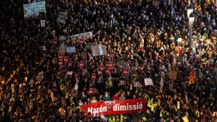 İspanya’da Ölümcül Selin Yıldönümünde Büyük Gösteriler: Halk Valencia Bölge Başkanı’nın İstifasını İstiyor