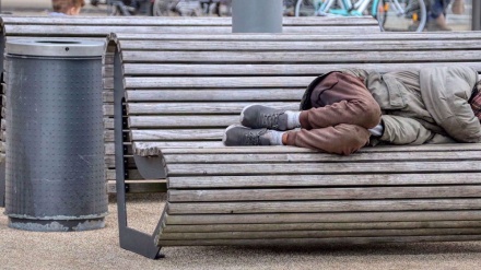 France : le gel des prestations sociales aggrave la pauvreté