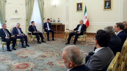 Փեզեշքյան. Իրան-Իրաք երկաթուղային կապն ամրապնդում է տնտեսական կապերը/ Նաիմ Ղասեմ. Լիբանանի կայունությունը կապահովվի Իսրայելին զսպելու դեպքում 