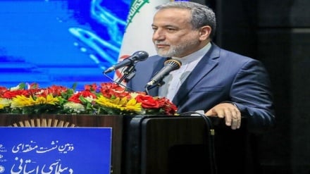 عراقچی: کشورهای همسایه در شرایط تحریم راه تنفس ما هستند 