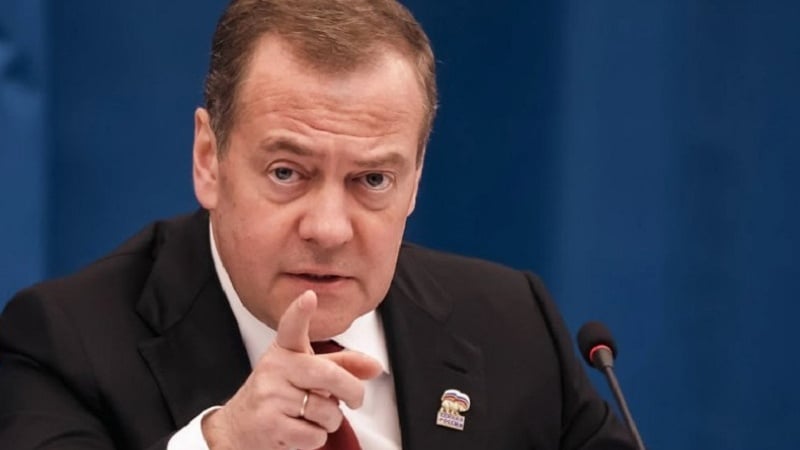 Medvedev:Tramp de Rusiyə bə canq dəşə