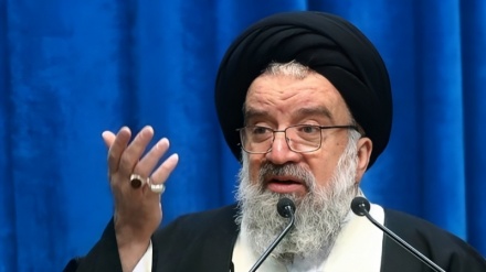 Predicador de la oración del viernes en Teherán: La República Islámica de Irán jamás aceptará la humillación