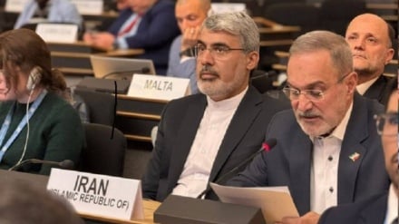 イラン副内相、UNHCRの予算削減に懸念