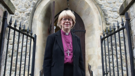 Sarah Mullally : la première femme nommée archevêque de Canterbury