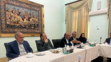 Իրանի մաքսային ծառայության պետը հանդիպել է իրանցի գործարարների հետ