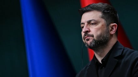 Володимир Зеленсаий қийин вазиятда; уруш тақдири ва Украинанинг сиёсий келажаги бўйича ноаниқлик