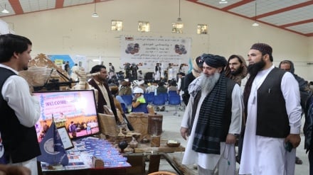 آغاز به کار نمایشگاه تولیدات داخلی و صنایع دستی در ولایت کنر