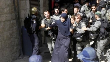 Mempublikasikan Ulang Kebenaran: Alasan Penangkapan Perempuan Palestina 