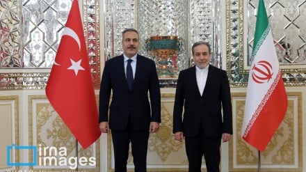 Իրանի և Թուրքիայի արտգործնախարարները կարևորել են Կովկասում արտաքին միջամտությունների դեմ պայքարը