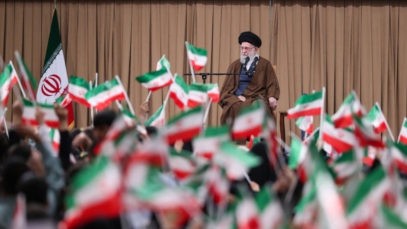 Leader : La prise de l’ambassade américaine a révélé la véritable nature de l’administration américaine