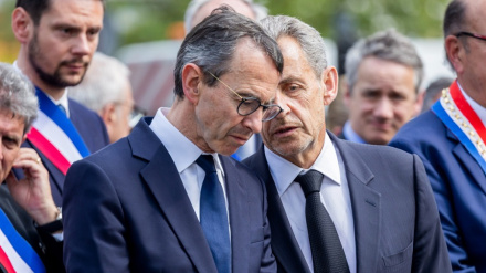 روزه‌داری در فرانسه در آستانه ممنوعیت! رئیس حزب راست‌گرای فرانسه؛ روسری فقط یک تکه پارچه نیست!