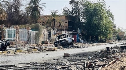 د سوډان د چټک ملاتړ ځواکونه له الفاشر ښار څخه د ملکي وګړو د وتلو مخه نیسي