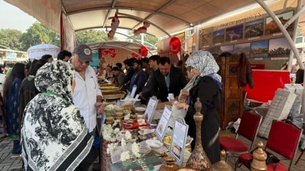 ایران در جشنواره بین‌المللی اسلام‌آباد؛ عرضه سوغات و محصولات فرهنگی و هنری