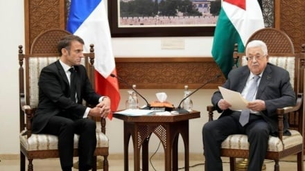 Abbas dan Macron Bahas Gaza dan Krisis Ekonomi Palestina