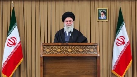 Ajetullah Khamenei: Kombi iranian padyshim e mposhti si Amerikën ashtu edhe regjimin sionist