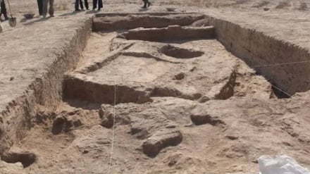 Arkeoloji | Kazvin Eyaletinin Tarihî Sırları İnsan İskeletleriyle Ortaya Çıktı / İngiltere’de 7. Yüzyıla Ait Altın Karga Başının Keşfi