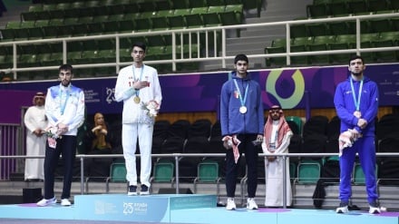 İranlı idmançıların Ər-Riyadda qızıl yarışı