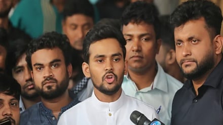 পদত্যাগ নির্ভর করছে সরকারের সিদ্ধান্তের ওপর: আসিফ মাহমুদ