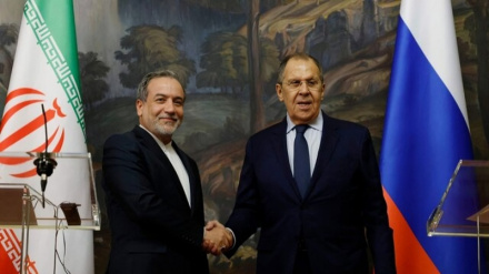 İran ve Rusya Dışişleri Bakanları, UAEA Yönetim Kurulu Toplantısı Öncesinde Görüştü