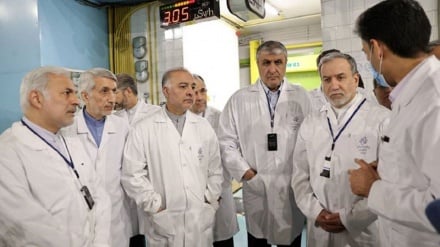 Araghchi: Masalah Barat adalah Kemajuan Ilmiah Iran, bukan Senjata Nuklir