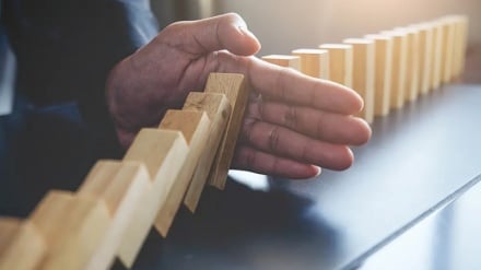 Kendimiz İçin Uygun Görmediğimizi Başkalarına Layık Görmek Doğru Mu? Peygamberin Vasisinden Cevap