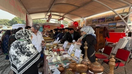 Iran di Festival Internasional Islamabad; Menawarkan Suvenir dan Produk Budaya dan Seni