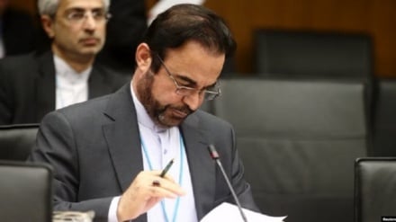 Reaksi Perwakilan Iran terhadap Manuver AS dan Troika dalam Sidang Dewan Gubernur IAEA