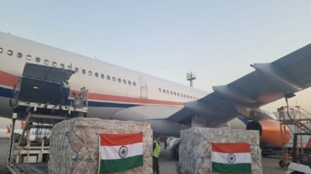 هند له افغانستان سره د ۷۳ ټنه درملو او طبي توکو مرسته وکړه