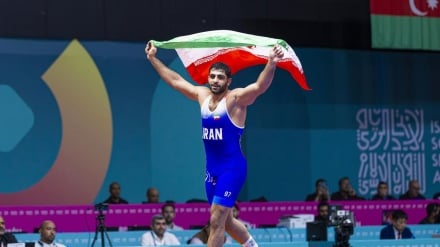 Dünya Federasiyasının veb saytında İran güləşçilərinin parlaq çıxışı barədə reportaj yayımlanıb