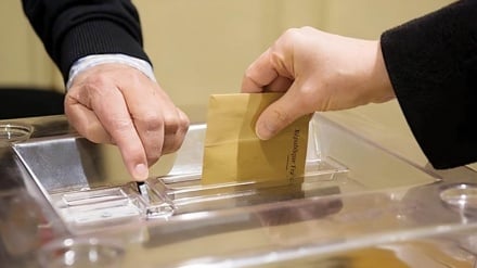 西側諸国の有権者が民主主義を信頼していない理由とは？