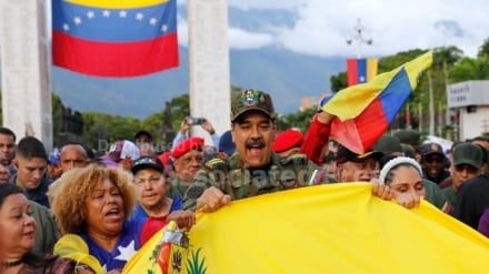 Dhjetë foto; dhjetë ngjarje | Nga pjesëmarrja e presidentit venezuelan në një tubim civilo-ushtarak deri te koncerti i orkestrës 