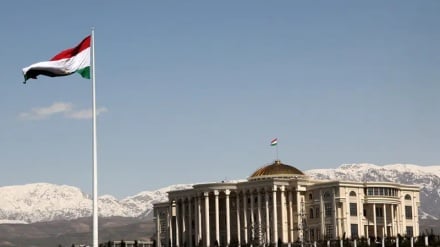 هیاتی از مقامات تاجیکستان وارد کابل شد