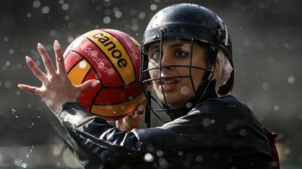 Lega di canoa polo femminile in Iran + Foto