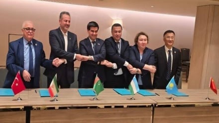 Media të tjera | Irani, porta e artë për trenat e kontejnerëve nga Kina në Evropë