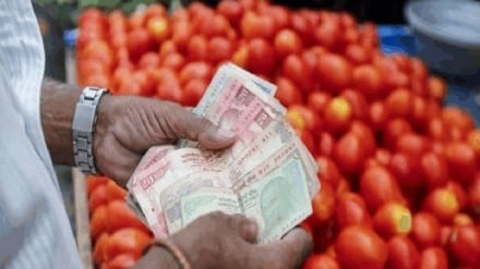 پاکستان د افغانستان د بازار ۶۵سلنه برخه له لاسه ورکړې