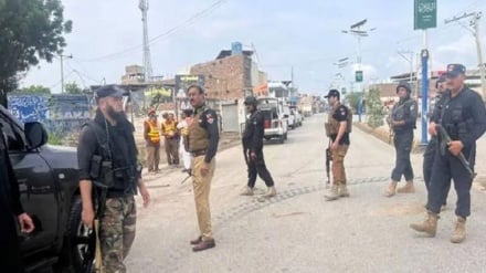   د پاکستان په بنو کې د امن کمیټې په  دفتر برید؛ ۷ کسان وژل شوي 