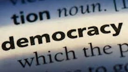 آفریقا نیازی به قرض گرفتن دموکراسی ندارد؛ باید آن را بازپس بگیرد 