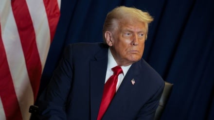 Popularitas Trump Mencapai Titik Terendah