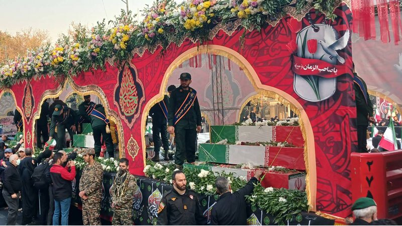 Mukaddes Goranyşyň 100 sany näbelli şehitiniň Tähranda jaýlanyş dabarasy