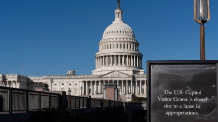 Kerugian Ekonomi Capai $15 miliar di Tengah Perang Partai Politik